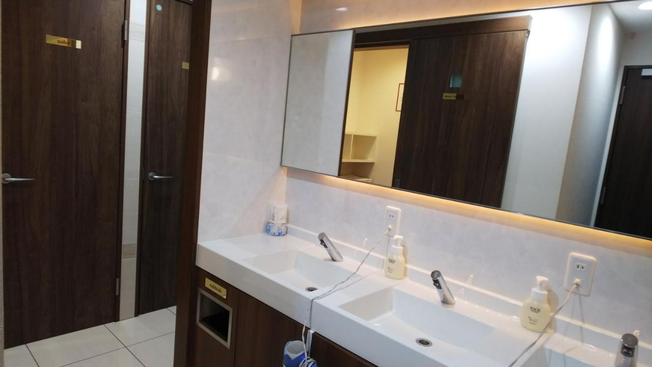 Kobe Capsule Hotel Seki Exteriér fotografie